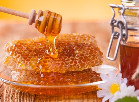 فروش عسل چهل گیاه کردستان + قیمت خرید به صرفه